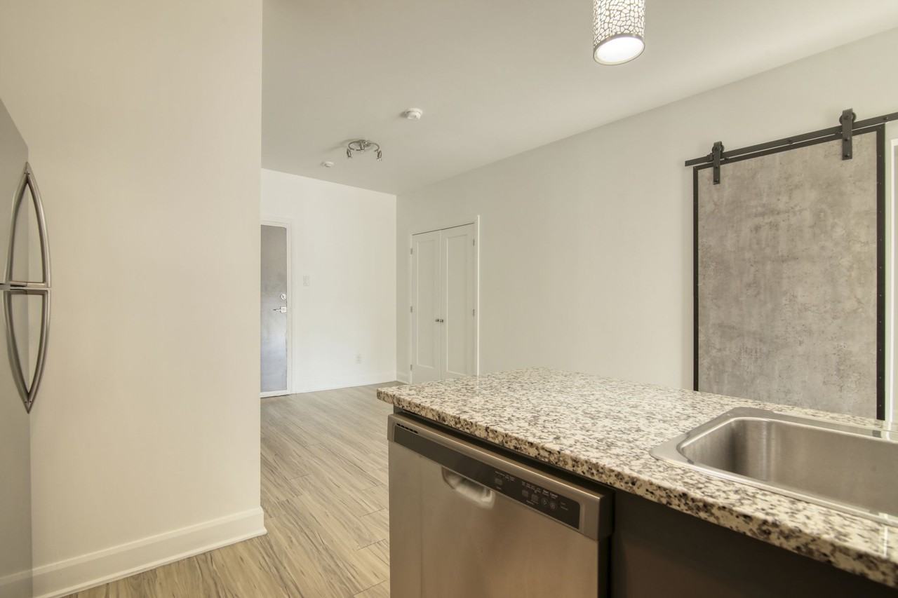 6600 Darlington - Photo 6 of 50