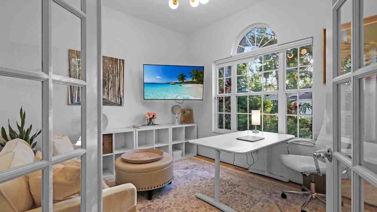 72 Tall Trees Ct #1 - Photo 5 of 12