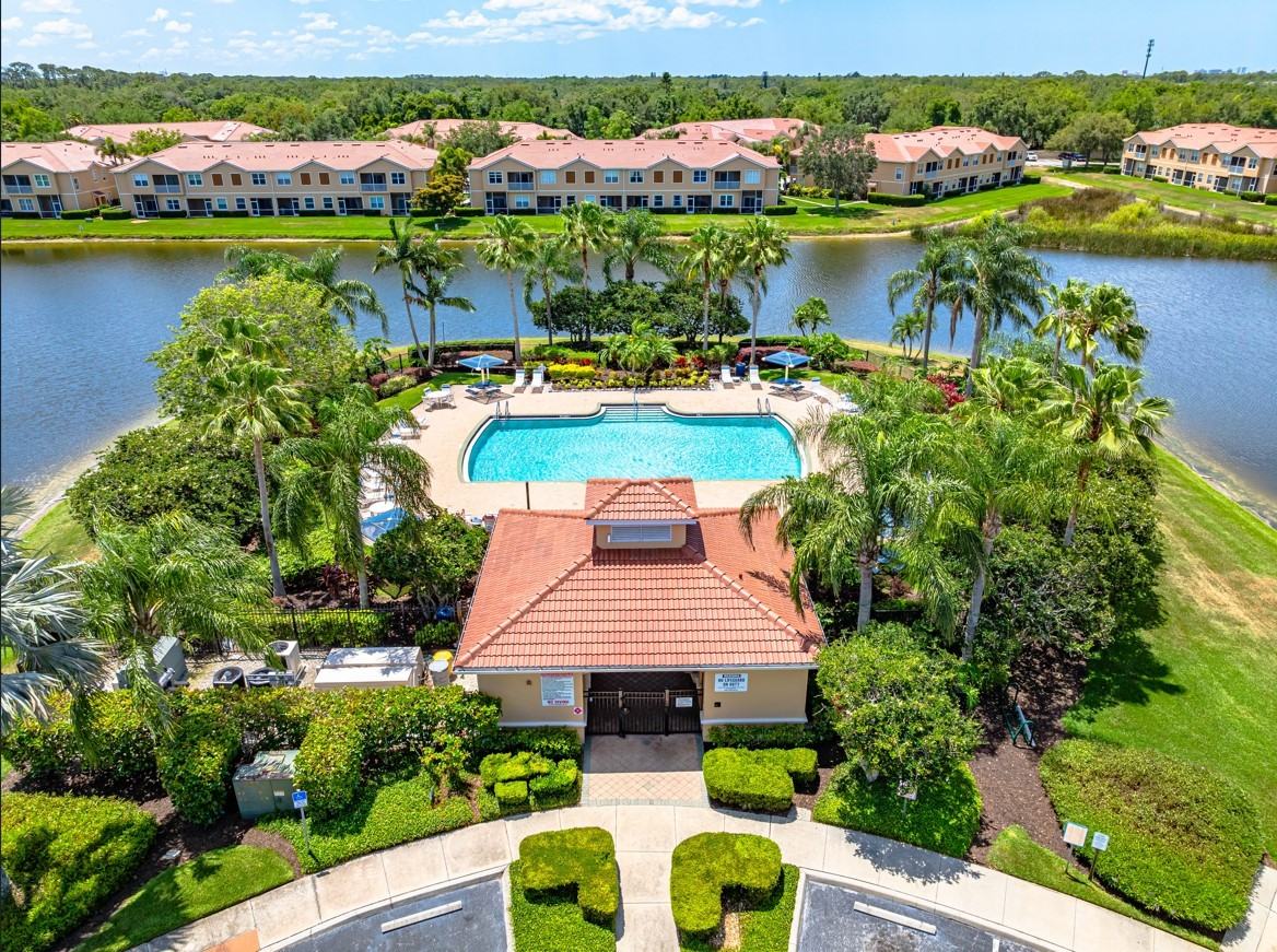 3601 Parkridge Cir #12-104 - Photo 2 of 12