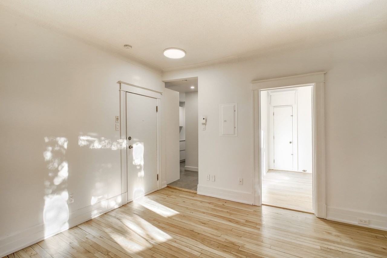 6885-6891 Sherbrooke west - Photo 4 of 10