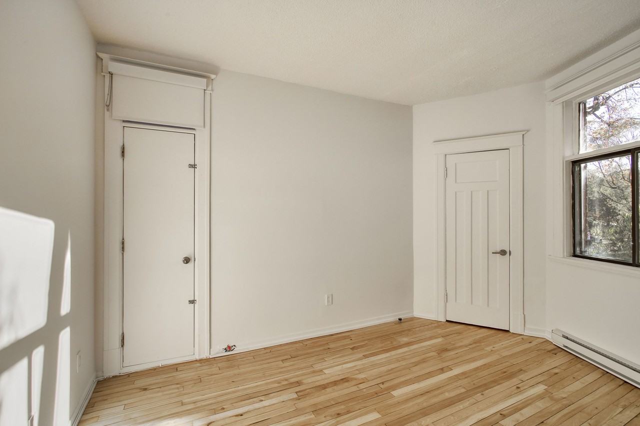 6885-6891 Sherbrooke west - Photo 5 of 10