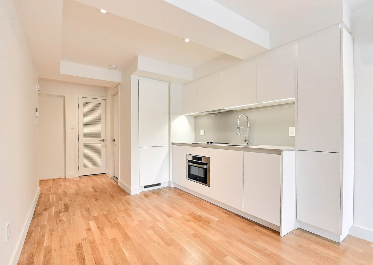 3195 Van Horne - Photo 2 of 50