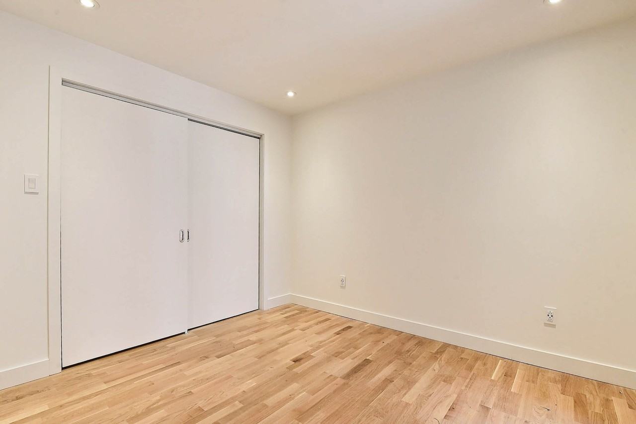 3195 Van Horne - Photo 6 of 50