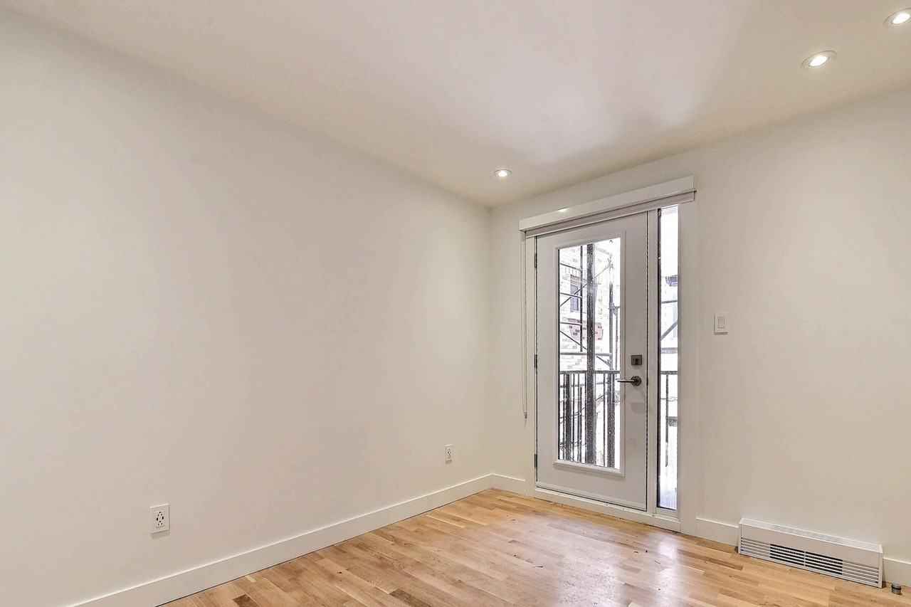 3195 Van Horne - Photo 7 of 50