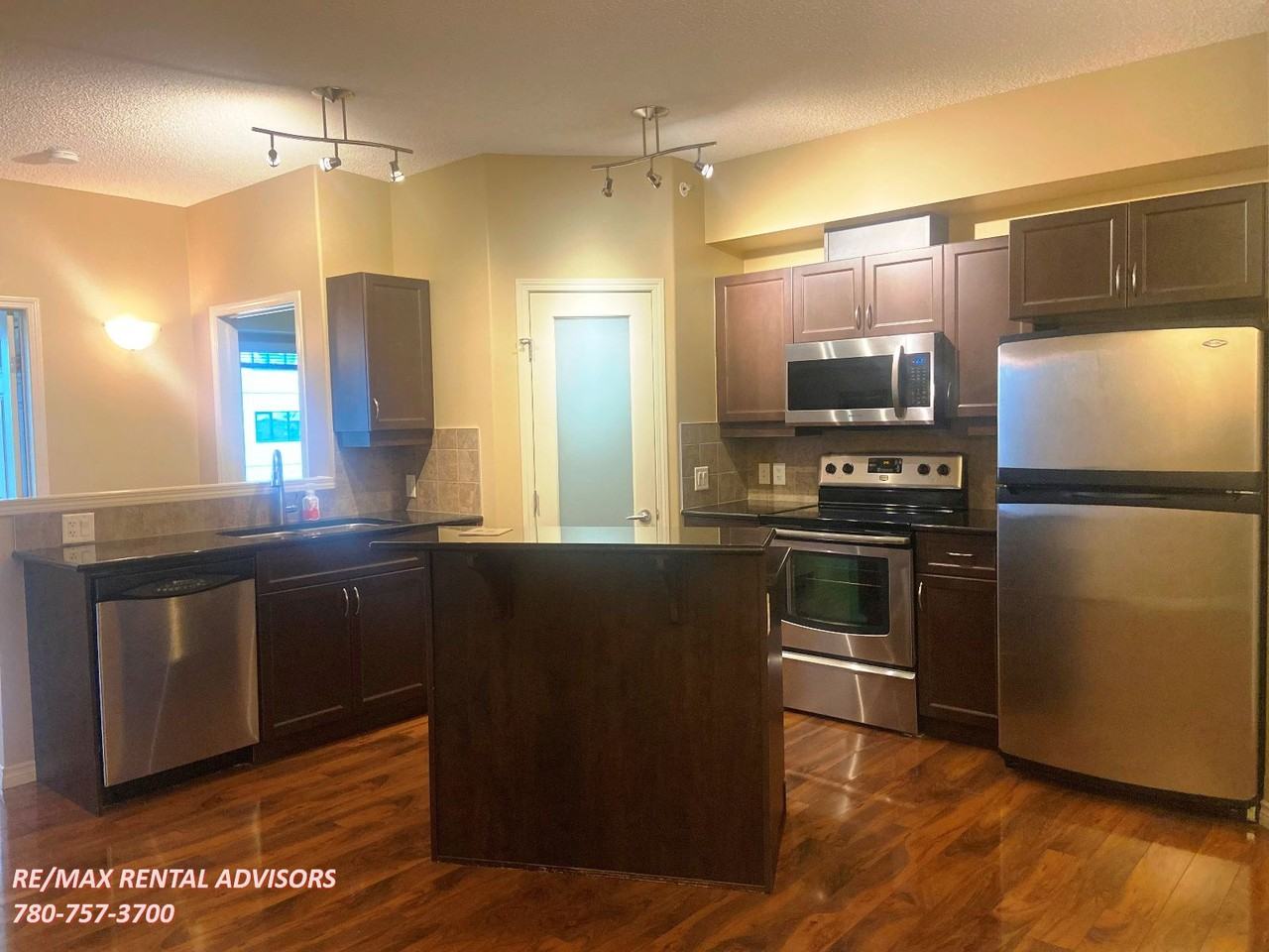 #511 10303 111 Street Northwest - Photo 3 of 20