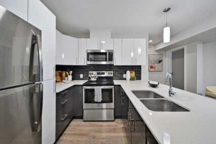 The Onyx Apartments - Photo 5 of 50