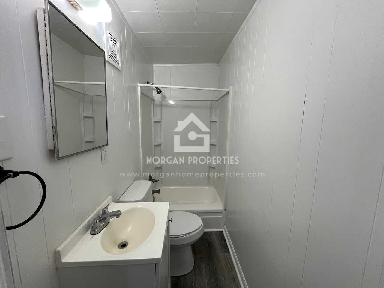 211 N 17th St #2 - Photo 4 of 5