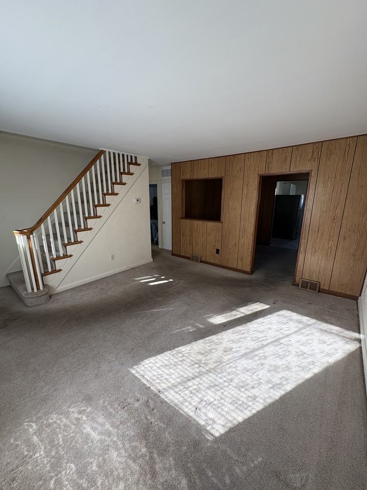 701 W Brooke Ave #1 - Photo 2 of 13