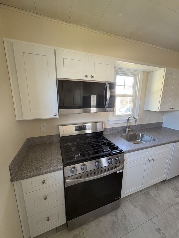 701 W Brooke Ave #1 - Photo 4 of 13