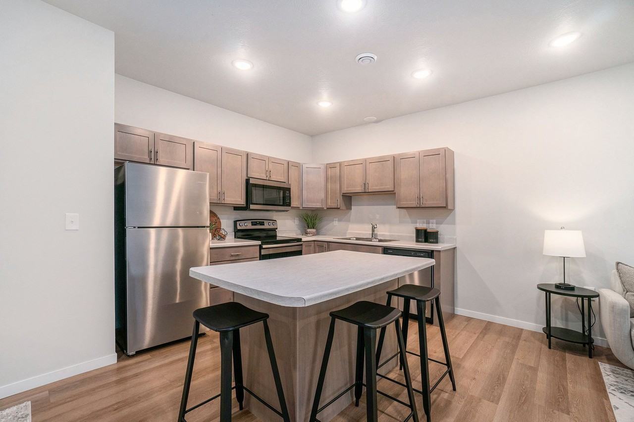 The Slate - Photo 3 of 20