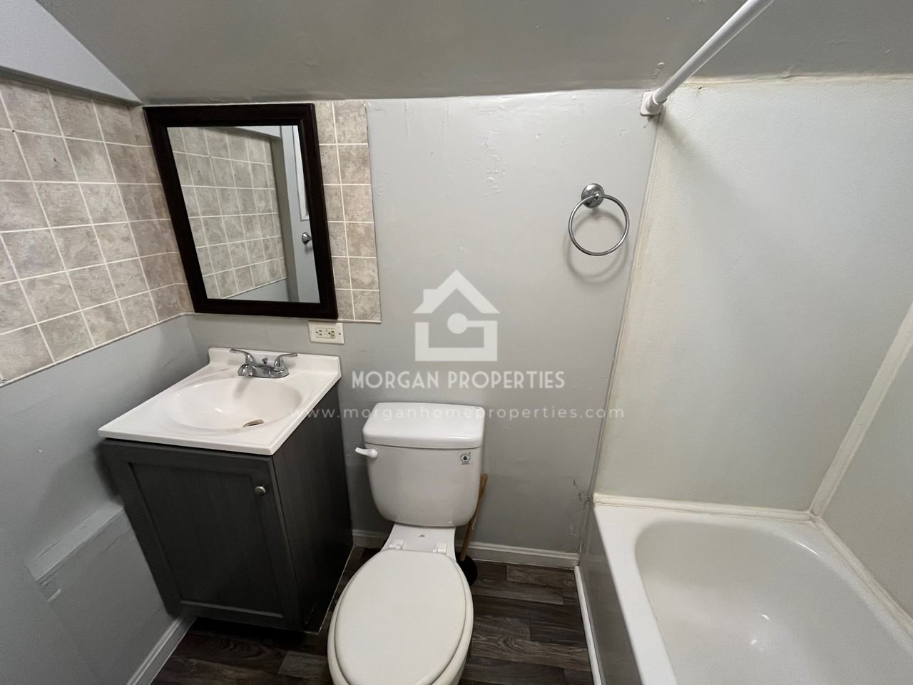 714 Park Avenue1/2 #1-2 - Photo 4 of 6