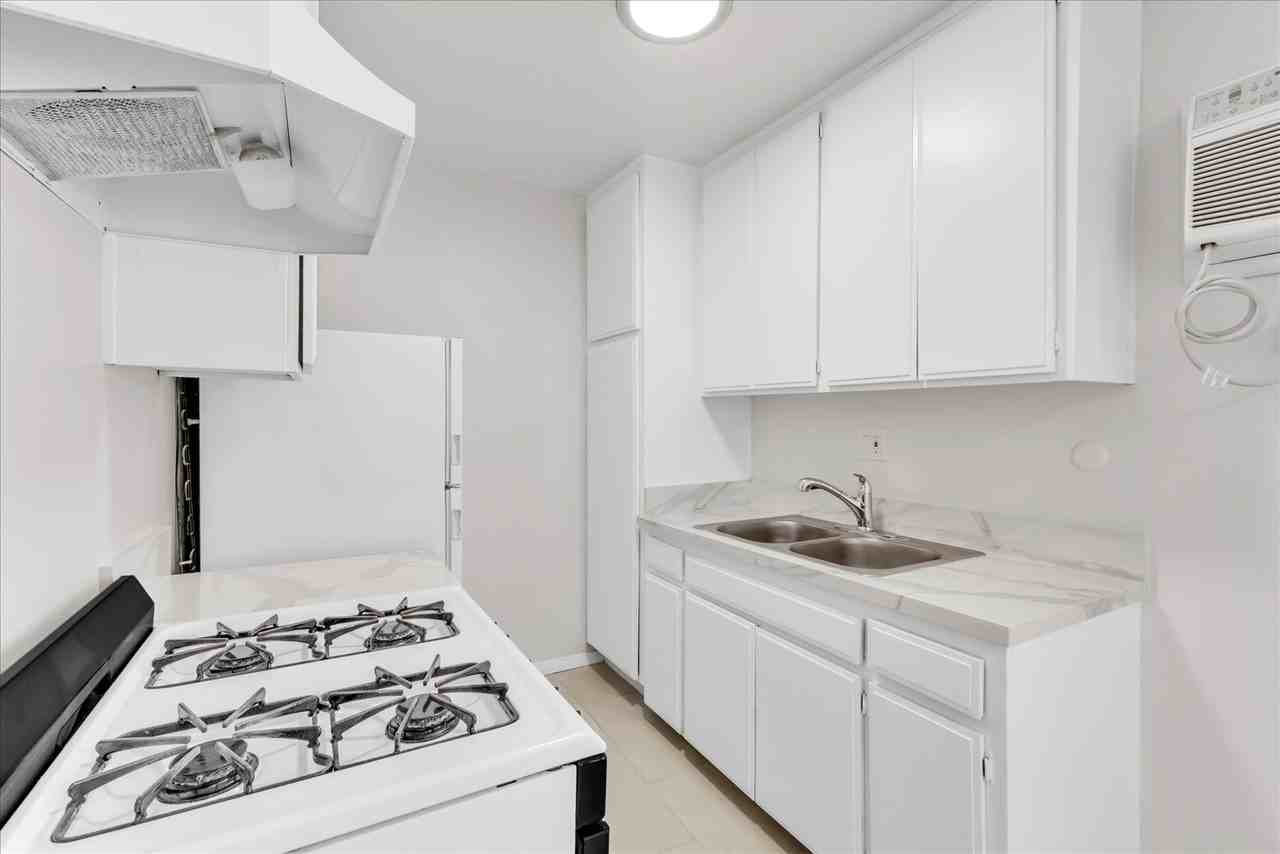 7334 Independence Ave #1 - Photo 4 of 24