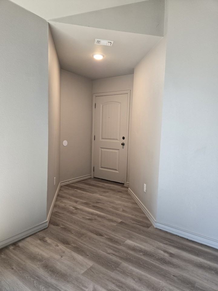 17815 Private Road 2160 #B - Photo 2 of 31