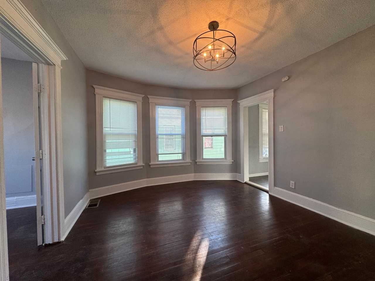 257 257 Sheridan Street2nd Floor #2nd257 - Photo 3 of 16