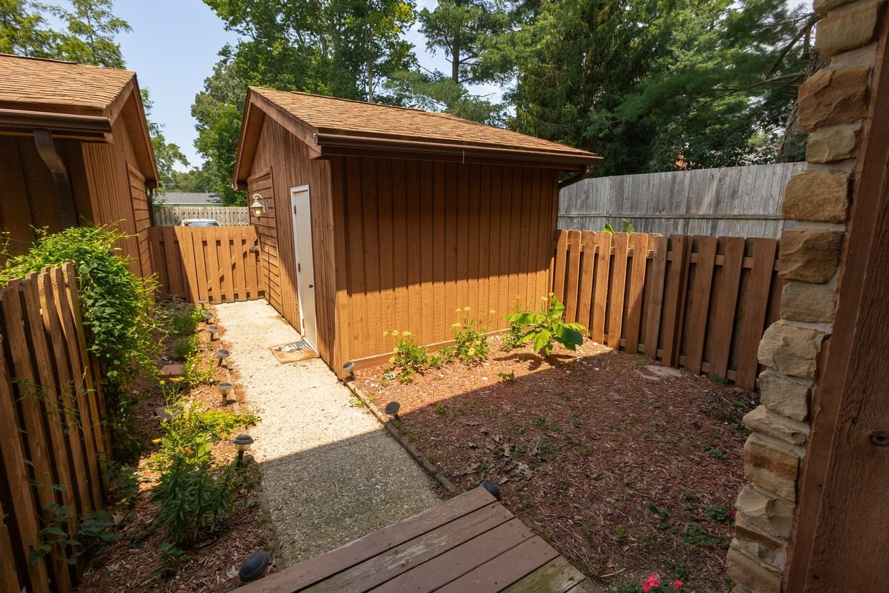 3191 Sycamore Dr #1 - Photo 4 of 34