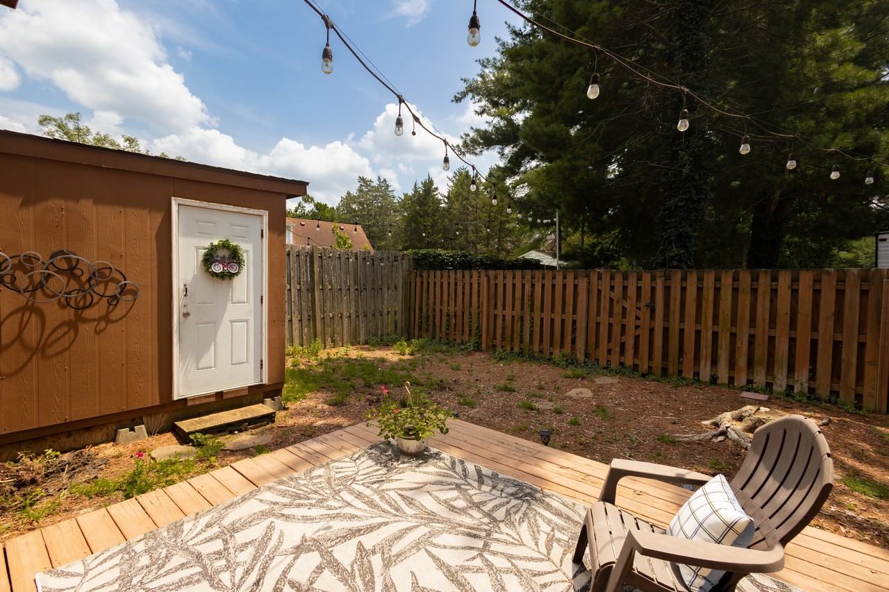 3191 Sycamore Dr #1 - Photo 5 of 34