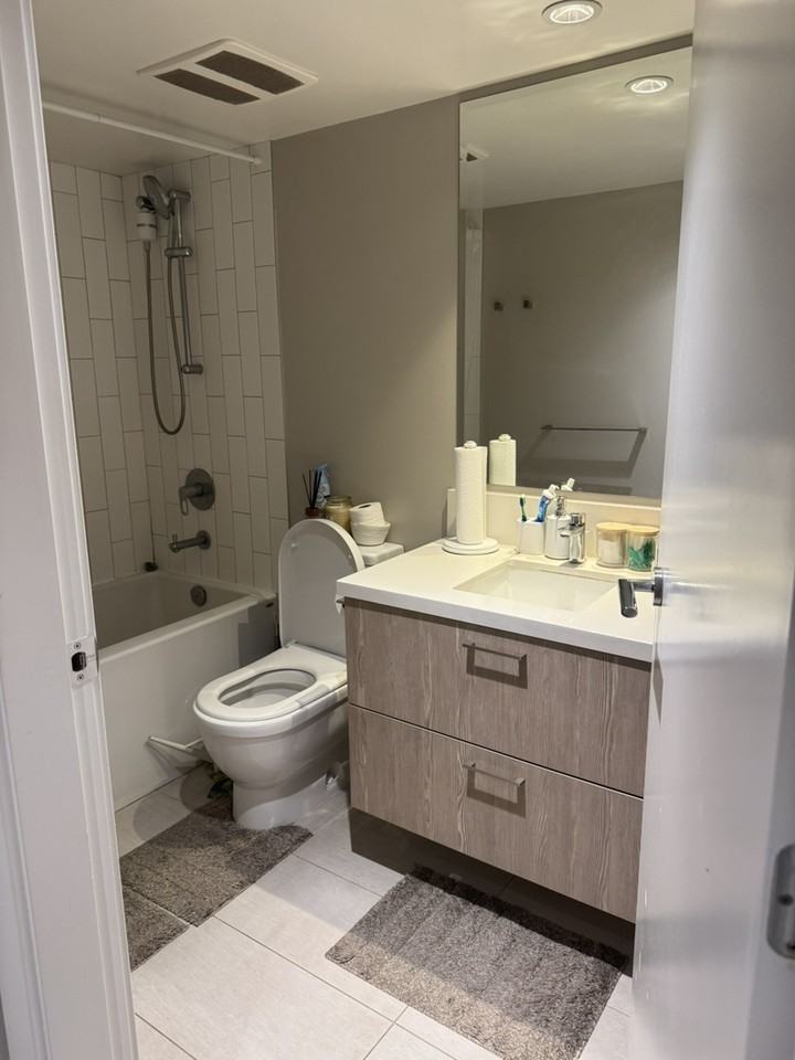 650 Seylynn Cres - Photo 6 of 6