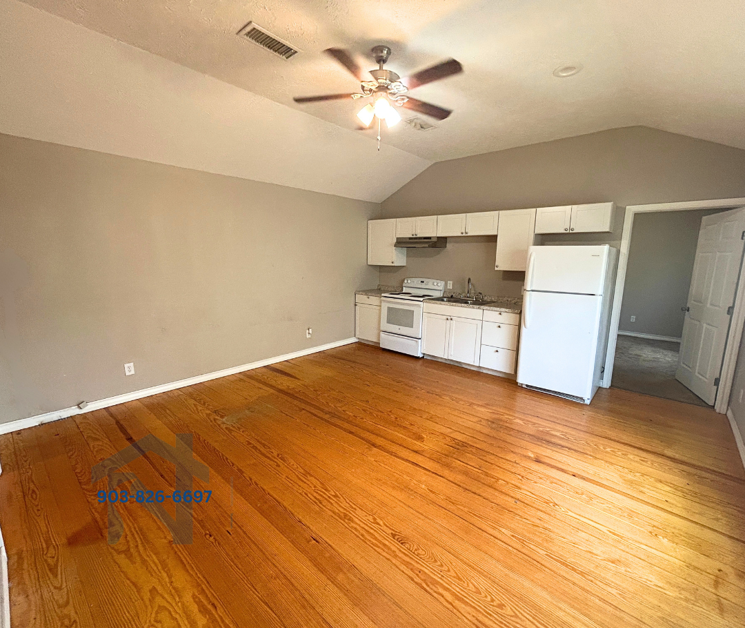 9 Private Road 13987 #9PR13987 - Photo 2 of 8