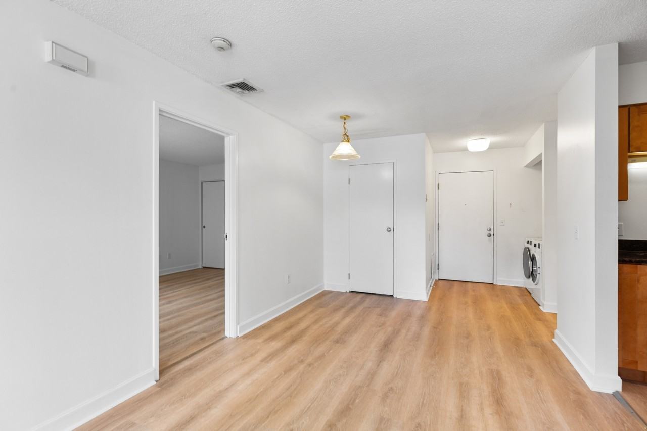 497 Broadway - 103 #103 - Photo 2 of 9