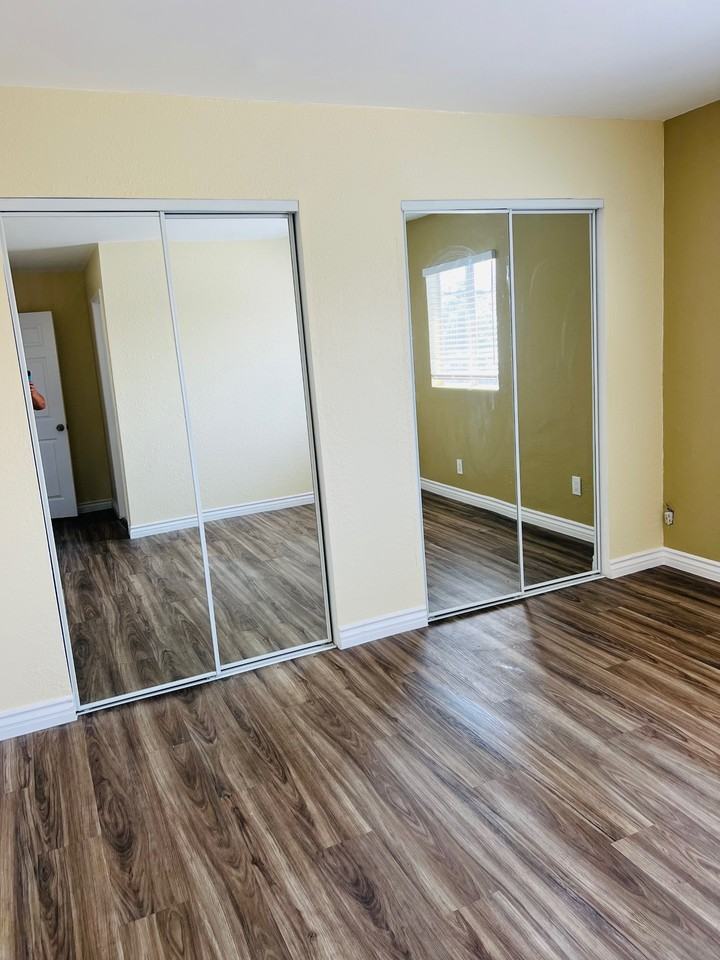 2810 W Slauson Ave #7 - Photo 5 of 8