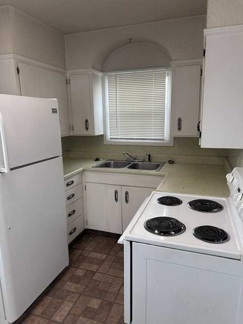 765 South Boulevard - 2 #2 - Photo 5 of 6