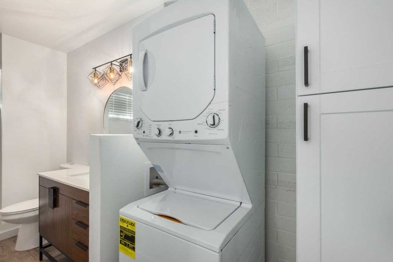 The Monterey - Photo 4 of 19