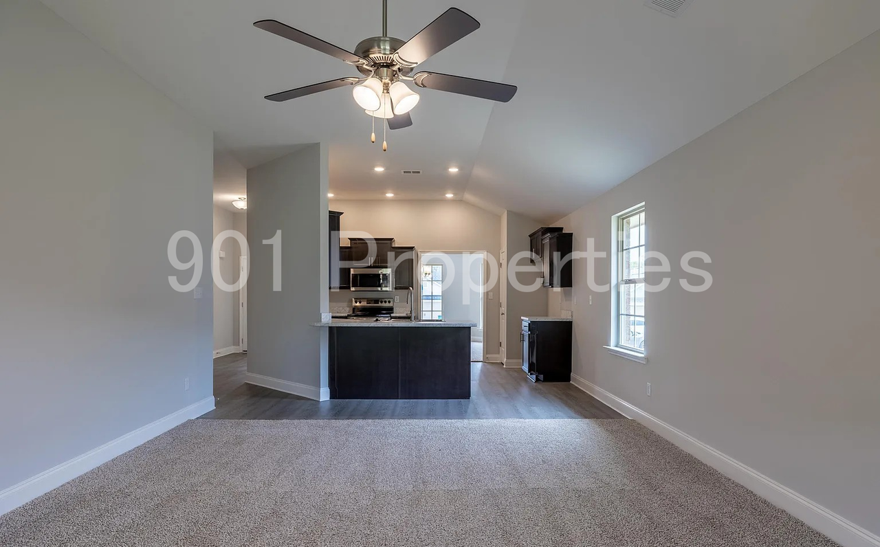 5961 Uselton Dr #1 - Photo 4 of 17