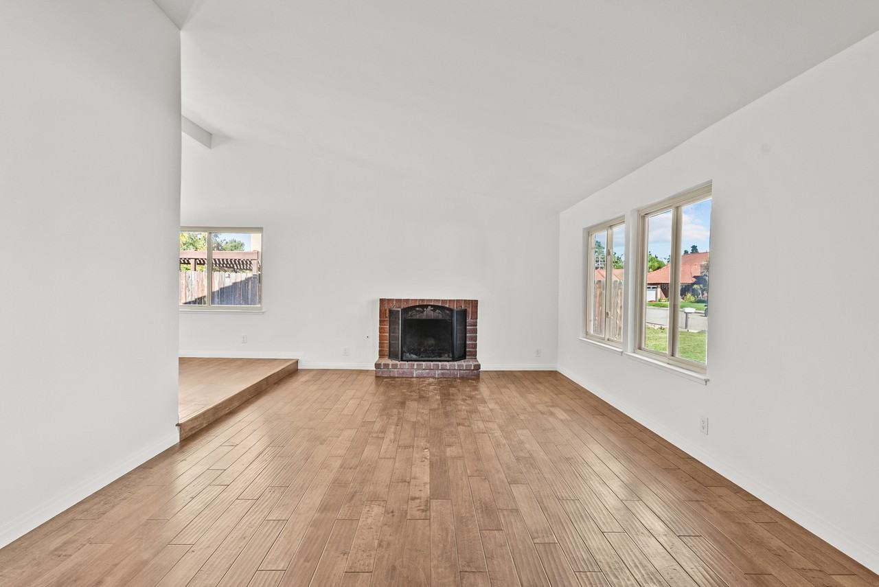 4847 Talmadge Rd #1 - Photo 3 of 48