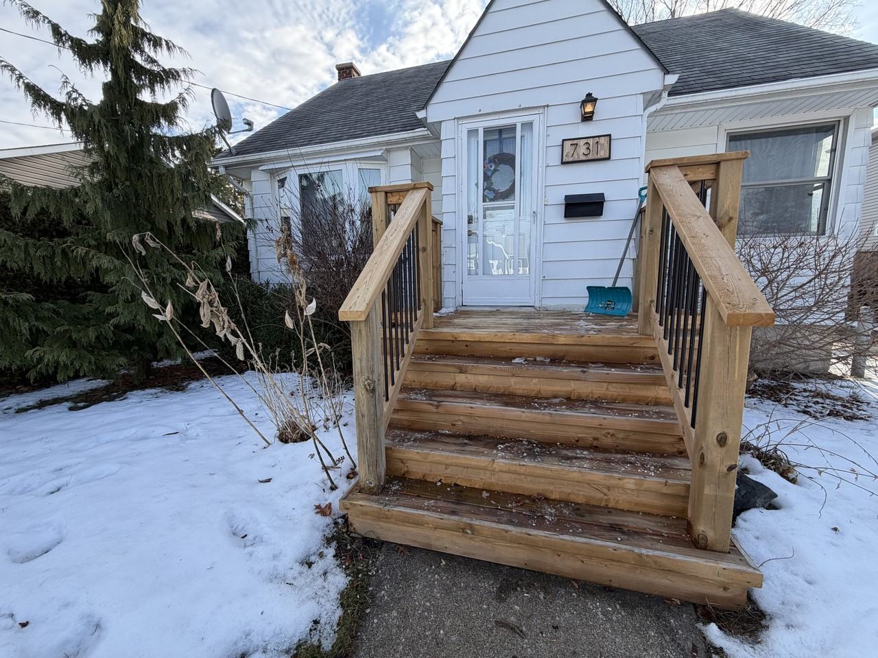 731 Pineview Ave - Photo 7 of 10