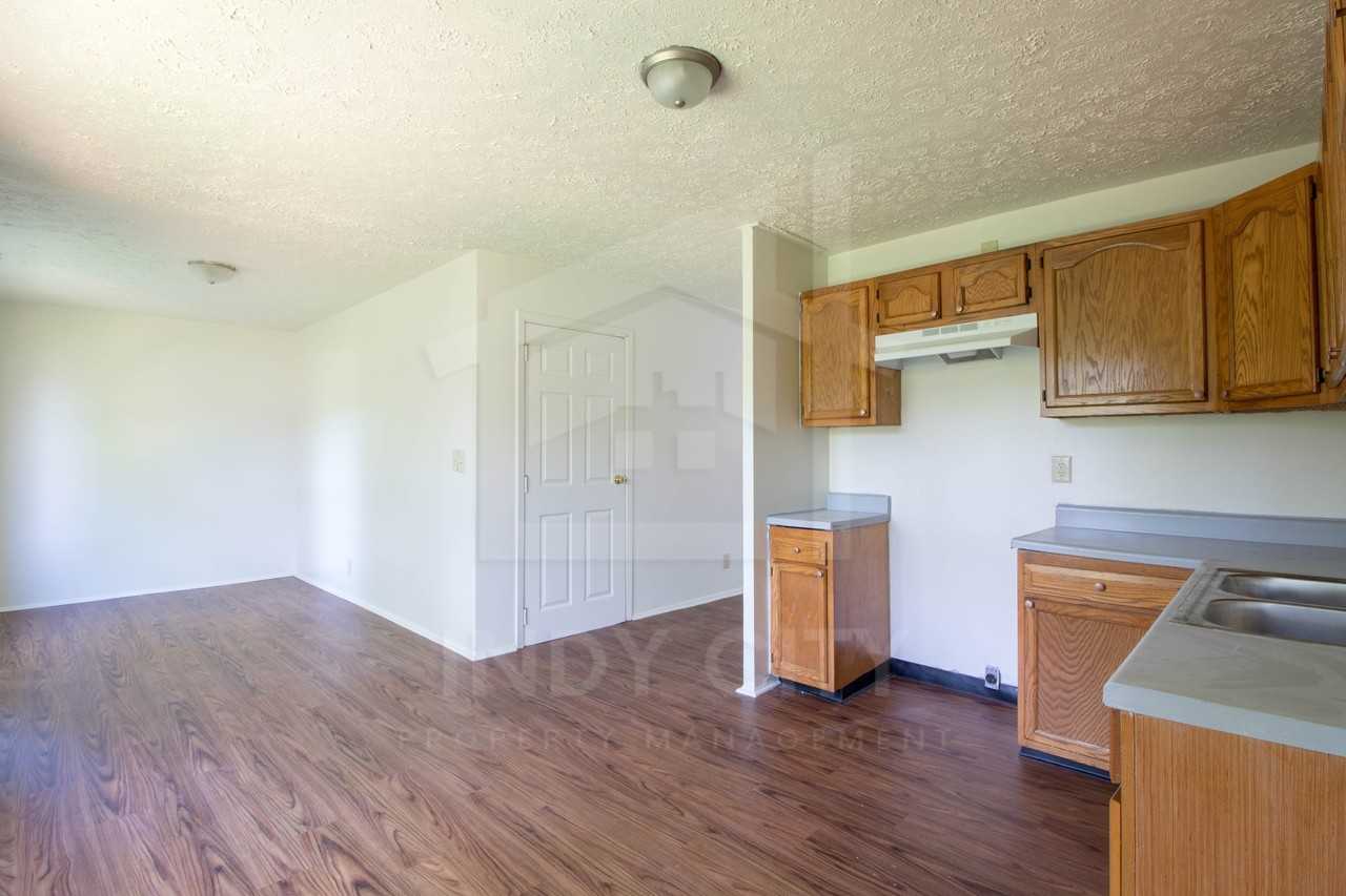 8432 E 37th Pl #1 - Photo 3 of 7