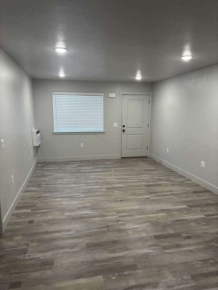 1857 W Quinn Rd #2 - Photo 2 of 12