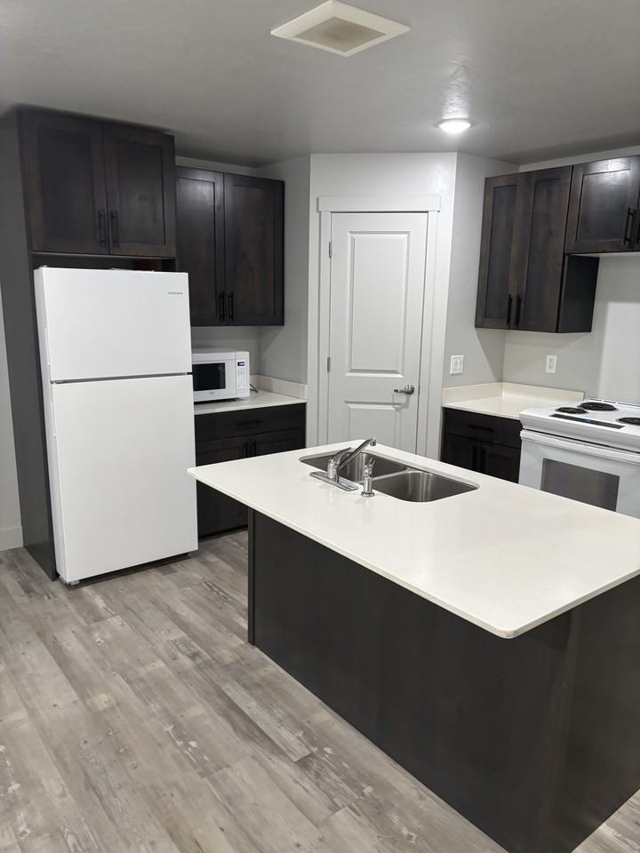 1857 W Quinn Rd #2 - Photo 3 of 12