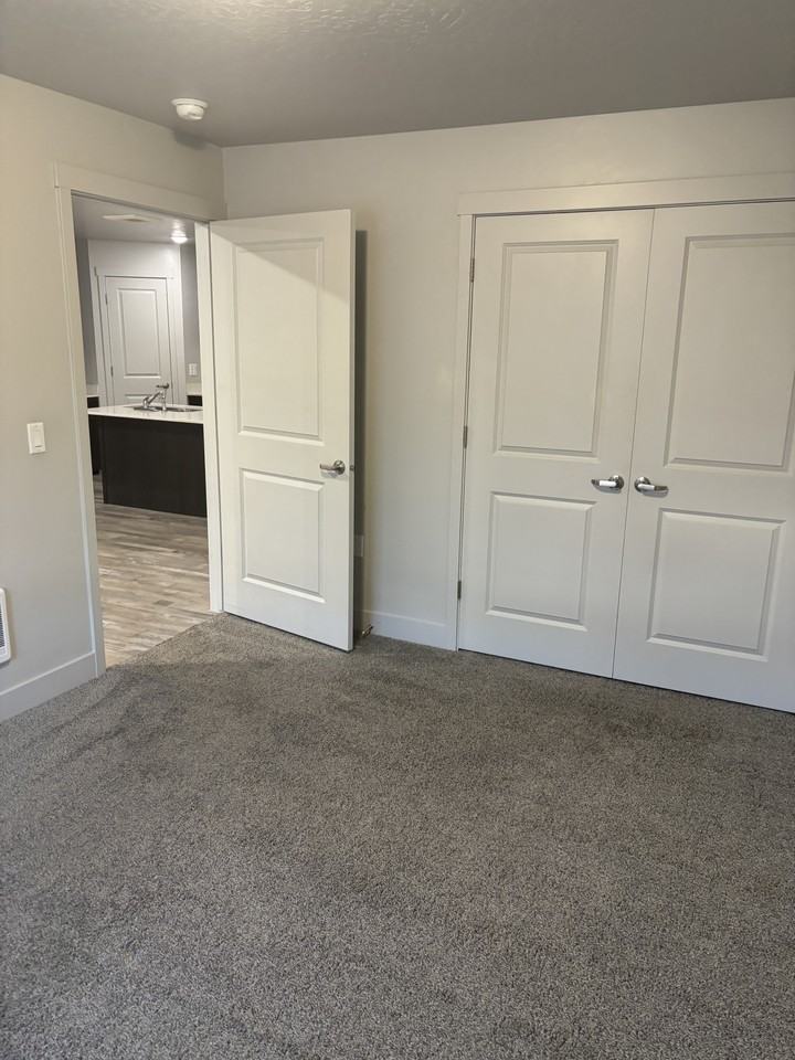 1857 W Quinn Rd #2 - Photo 4 of 12