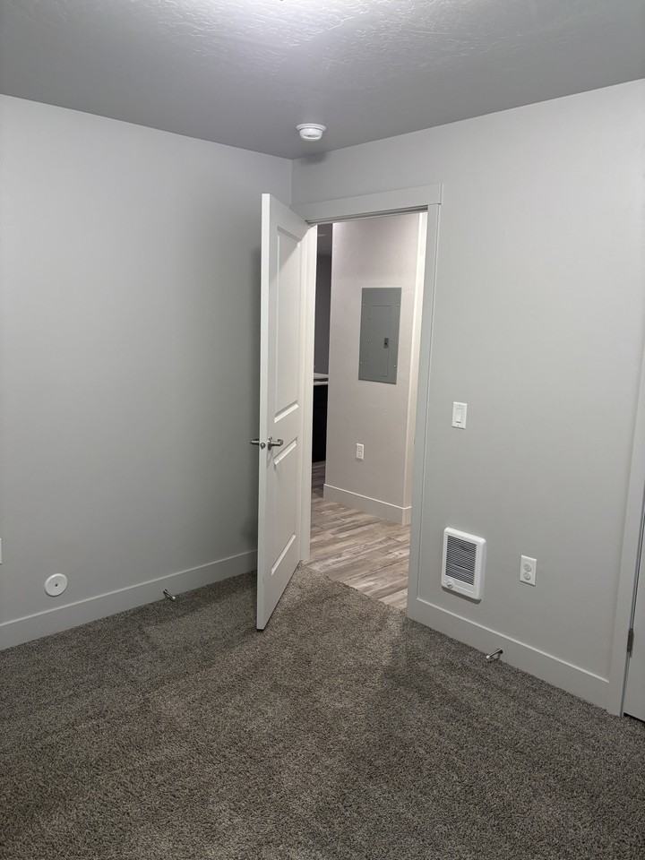 1857 W Quinn Rd #2 - Photo 5 of 12