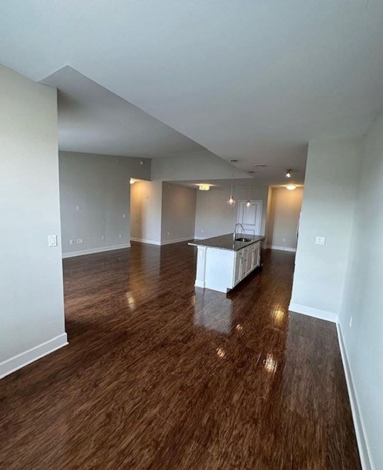 7 N Main St - Photo 3 of 28