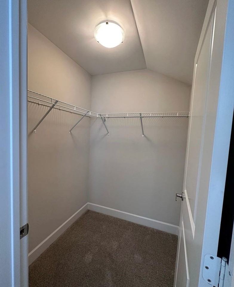 7 N Main St - Photo 5 of 28