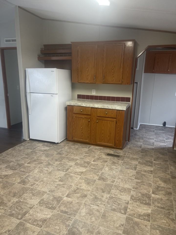 350 Mockingbird Dr #350 - Photo 6 of 20