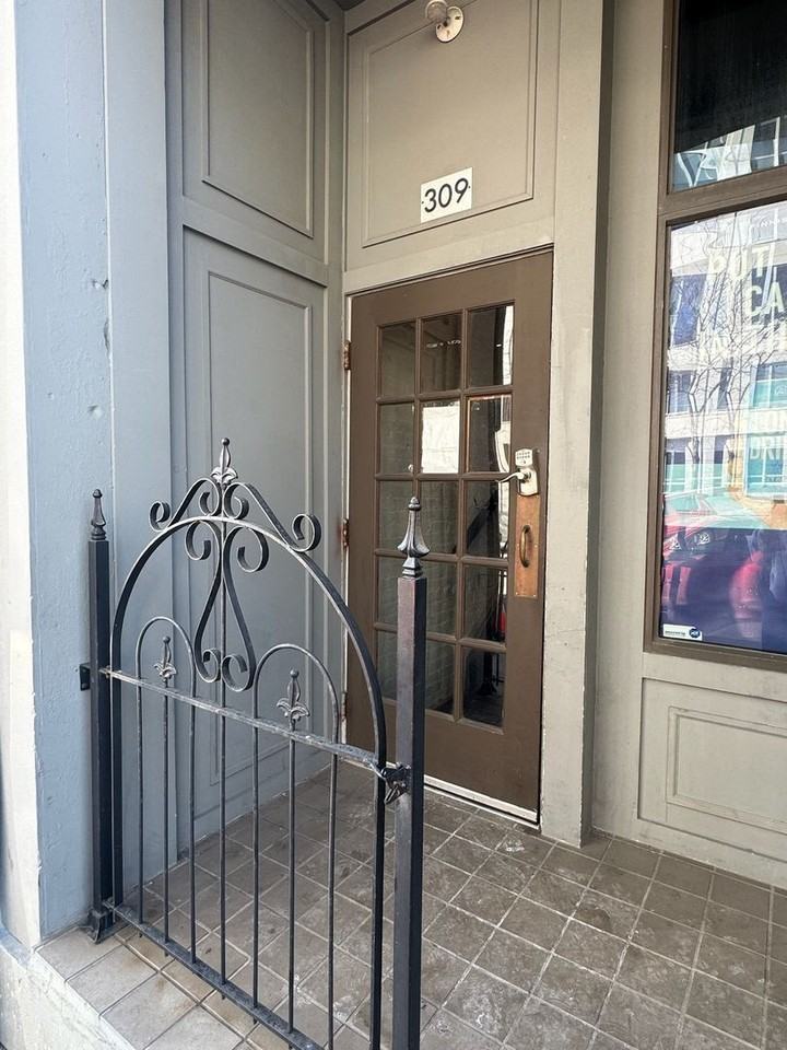 309 Sycamore Street Apartments - Photo 3 of 50