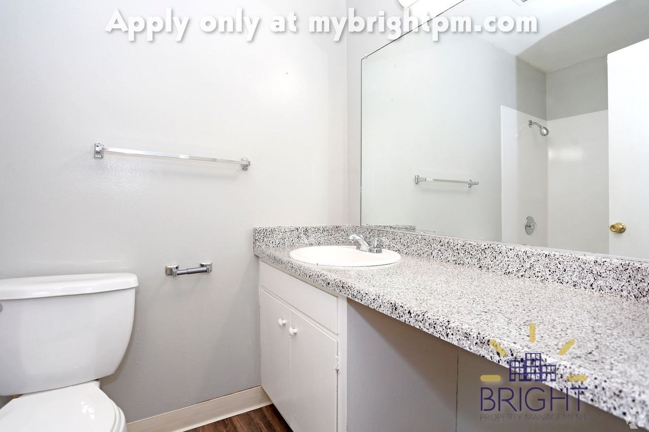 Olive Square - Photo 2 of 20