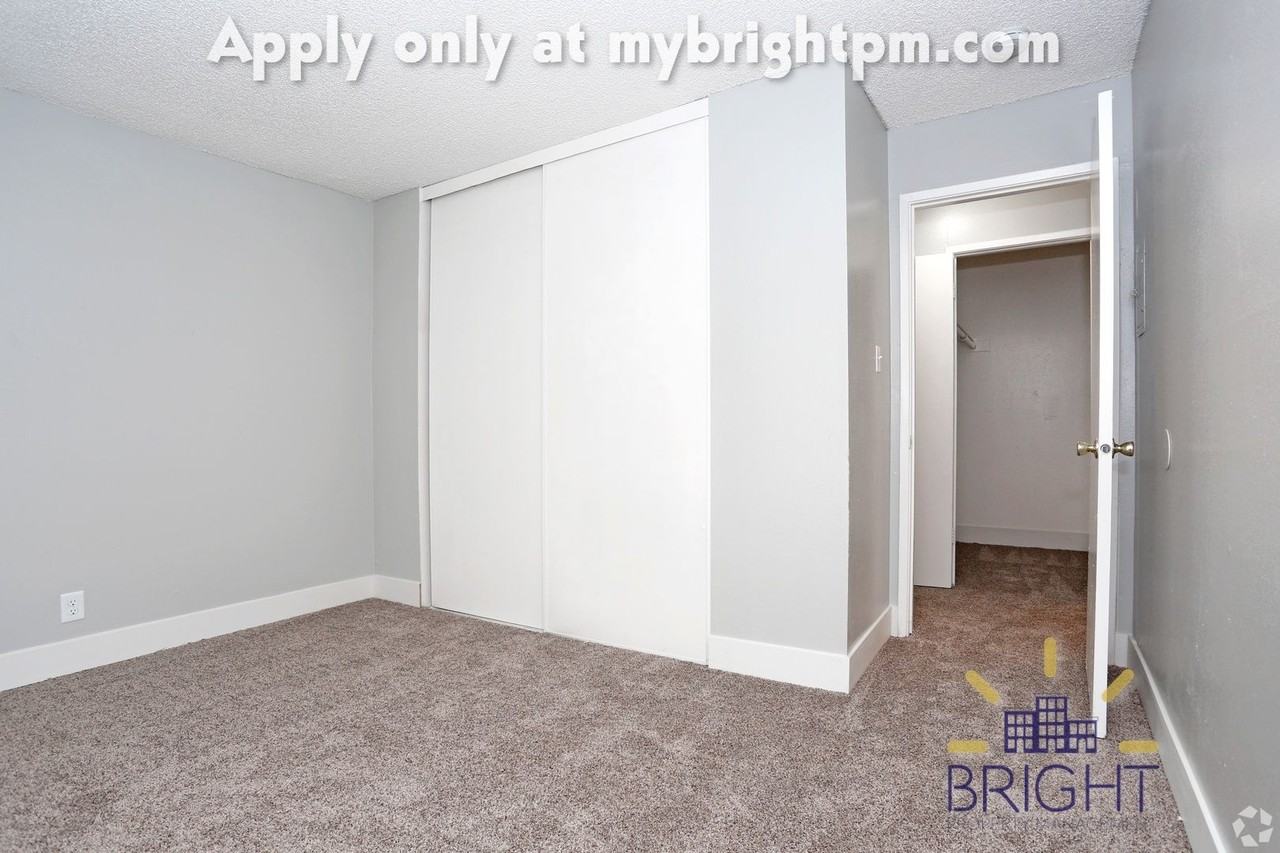 Olive Square - Photo 3 of 20