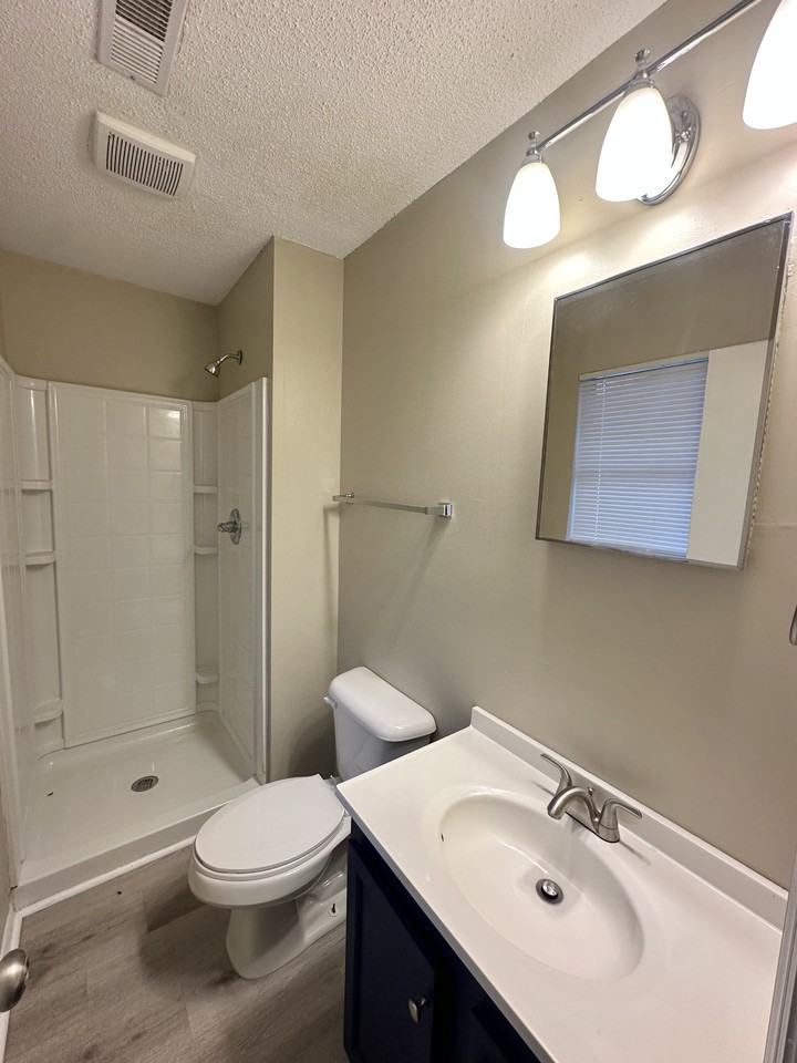 1920 15th Way Sw #1 - Photo 7 of 8