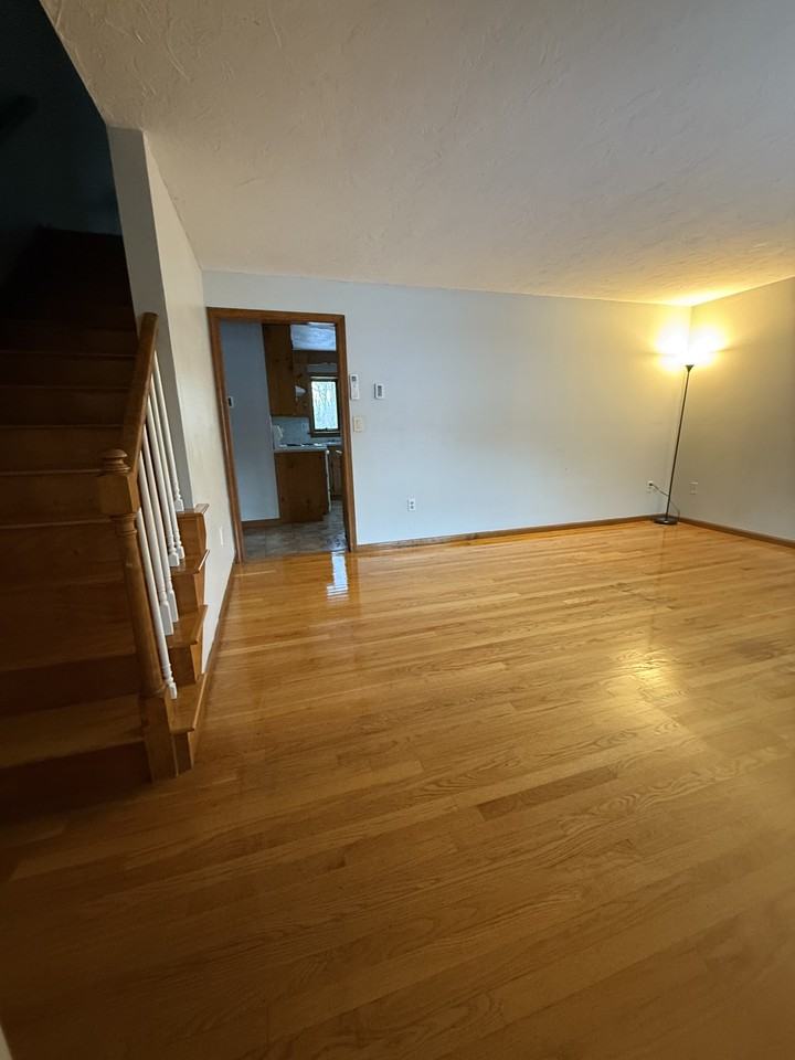 Wrentham Mnr #682 - Photo 2 of 19