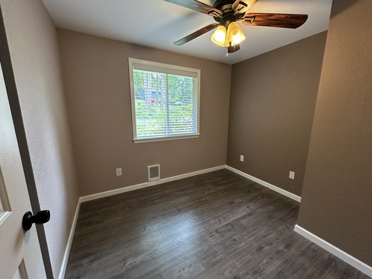 44604 Se 151st St #1 - Photo 7 of 12