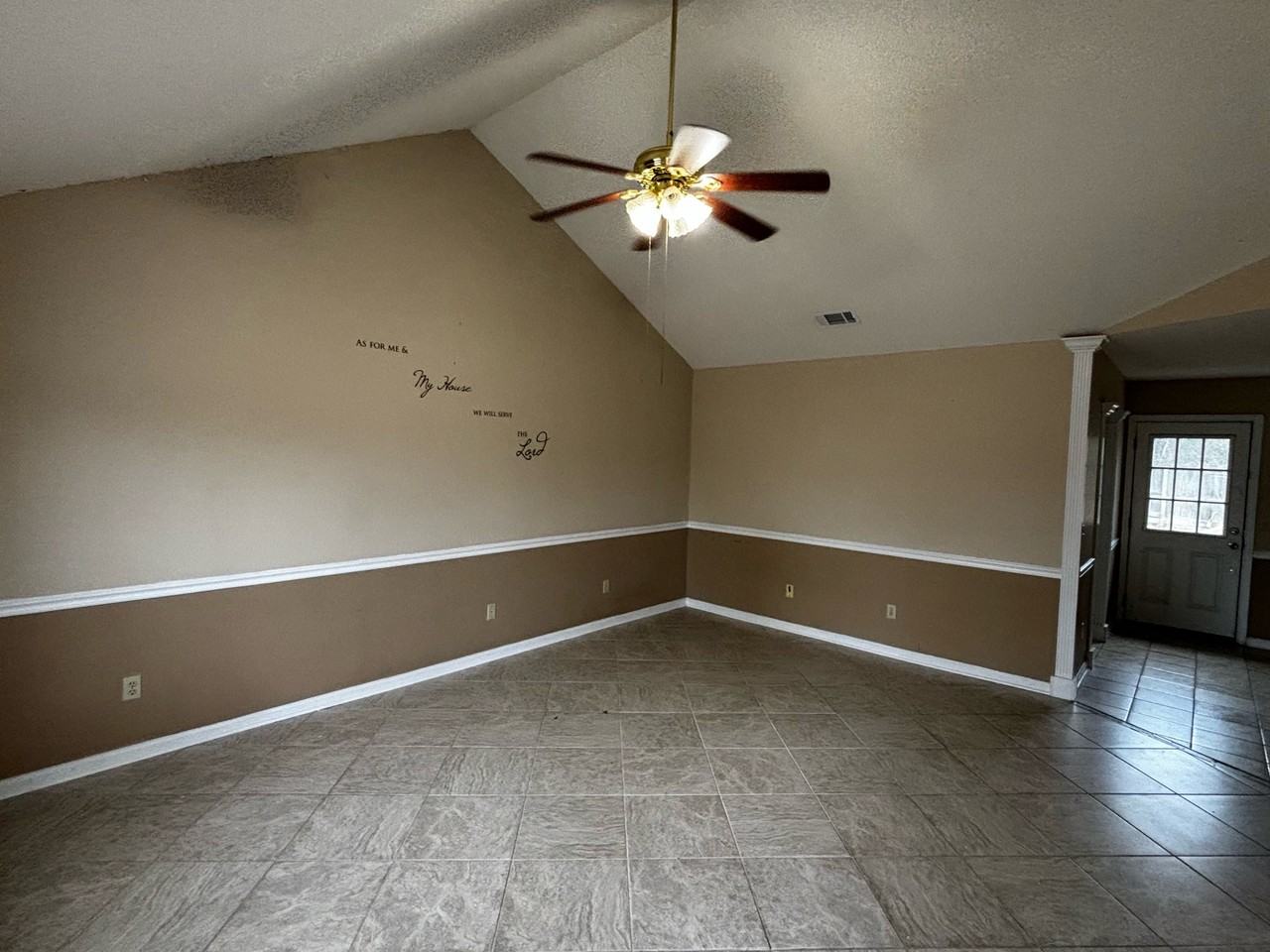 728 Timber Ridge Trl #1 - Photo 2 of 12