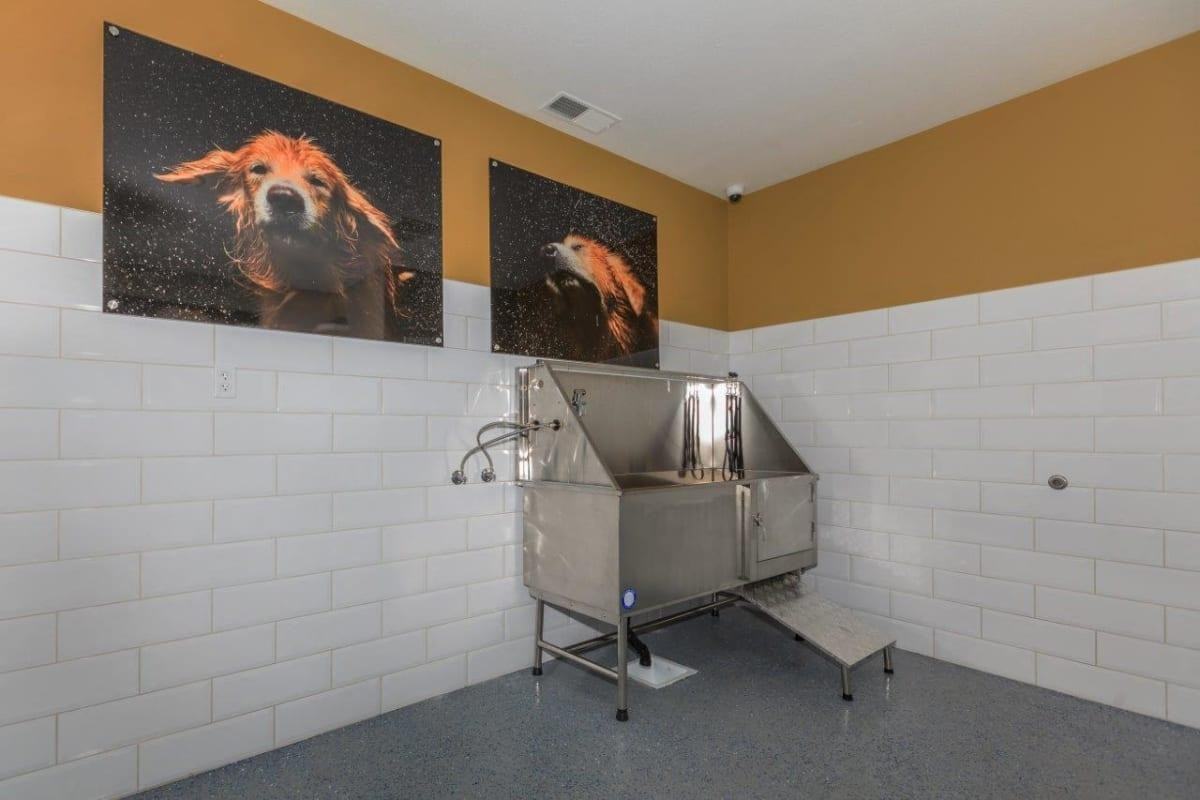 2777 Northtowne Ln - Photo 7 of 33