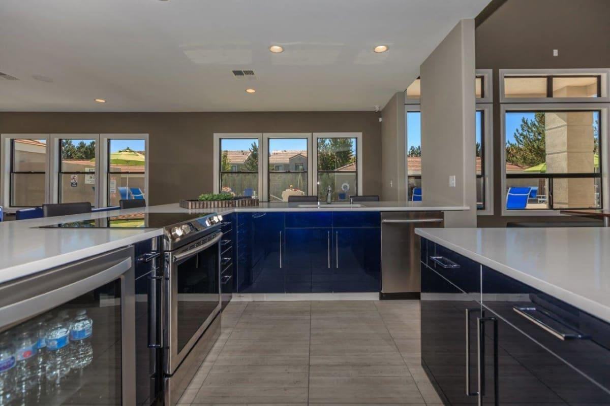 2777 Northtowne Ln - Photo 2 of 33