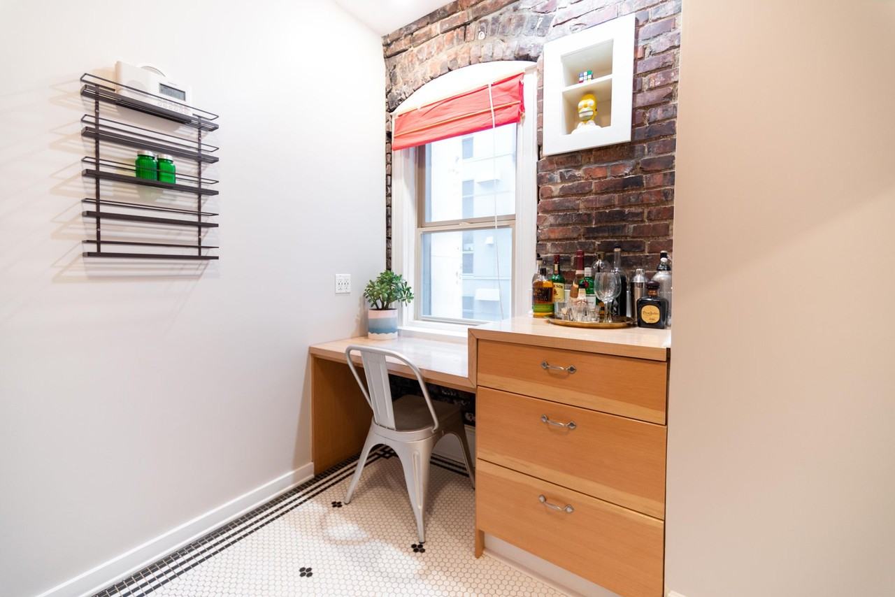 Goldie - Photo 3 of 5