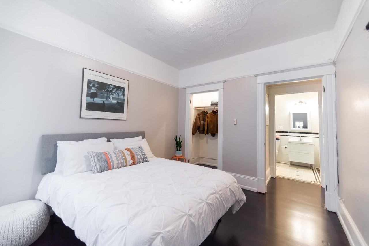 Goldie - Photo 4 of 5