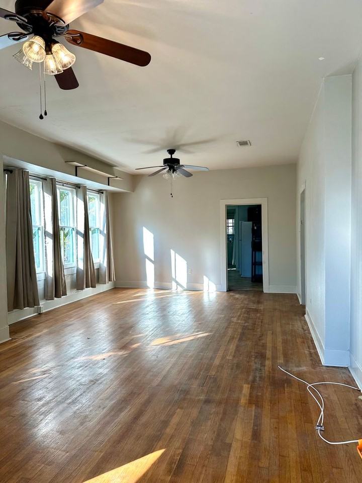 5045 Garig Ave - Photo 2 of 13