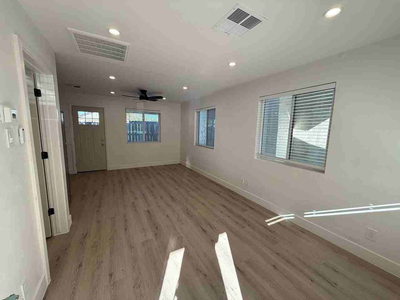 3610 N 27th St - Photo 2 of 29